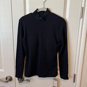OGLmove High V-Neck Sweater   Size MED